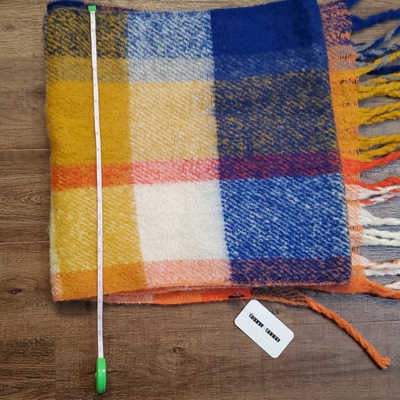 86"x18" OVERSIZED Plaid Scarf / Wrap - Picture 2 of 9